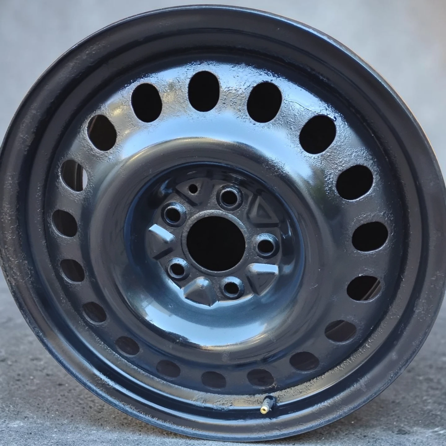 *Set of 4*.  17" RSSW Black Steel Wheels -5114.3 freshly painted - photo 2