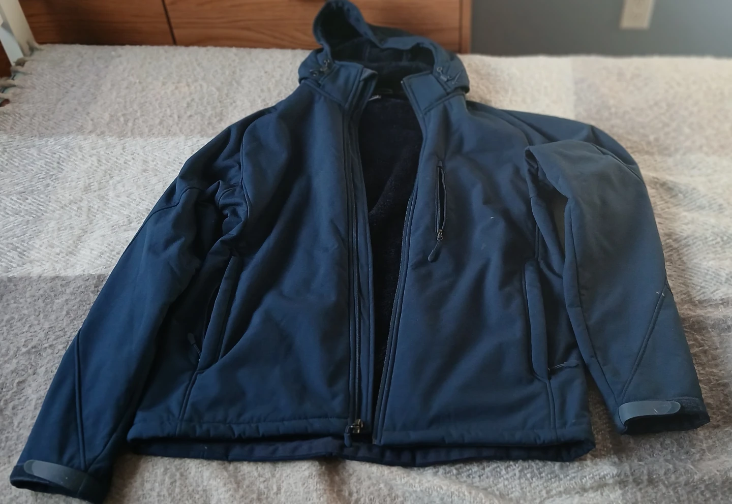 Kirkland Signature Men's Softshell Jacket
