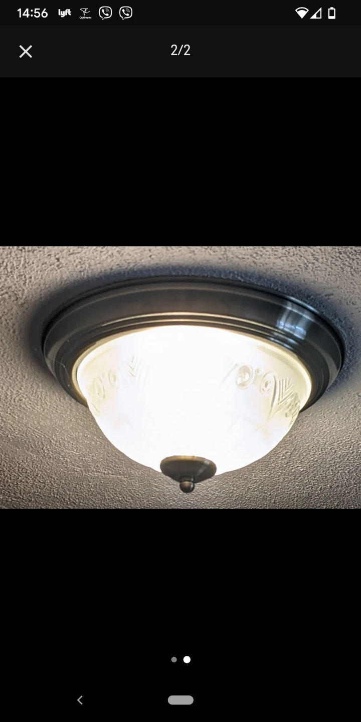 Ceiling Light – Excellent Condition $5 - photo 2