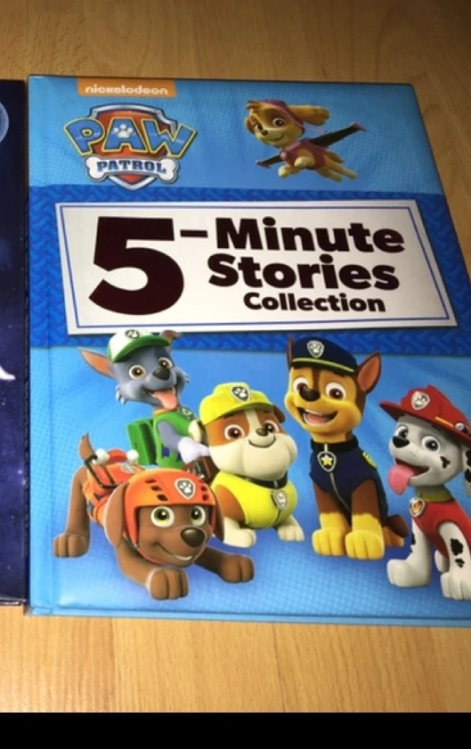 Paw Patrol 5-Minute Story Book