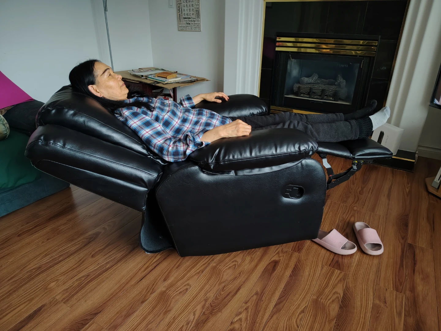 Like New Recliner - photo 5