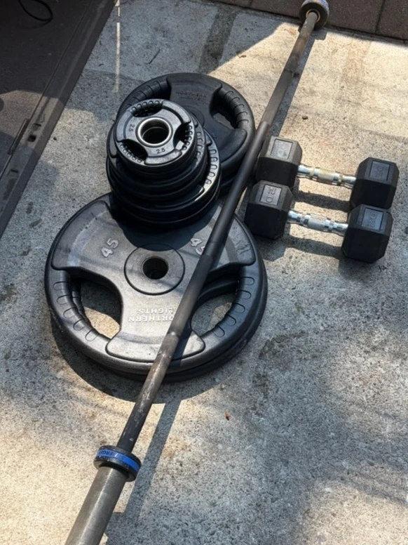 Weightlifting Set - Barbell, Dumbbells & Plates