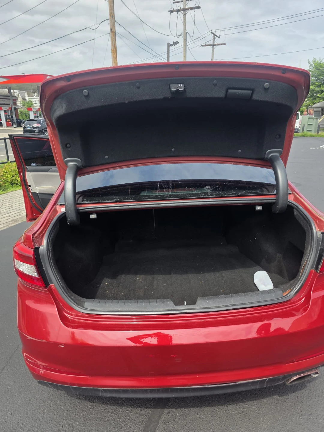 Red Hyundai Sonata Sedan - photo 4