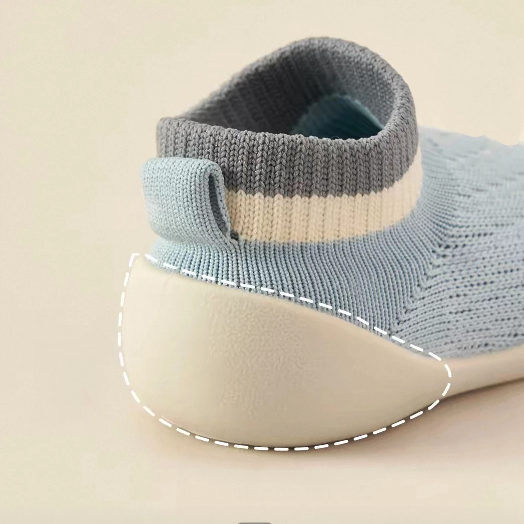 New Kids Knit Indoor Shoes - Size 13.5 - photo 5