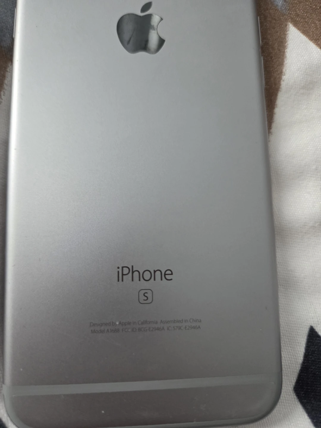 Apple iPhone 6s - Silver - photo 2
