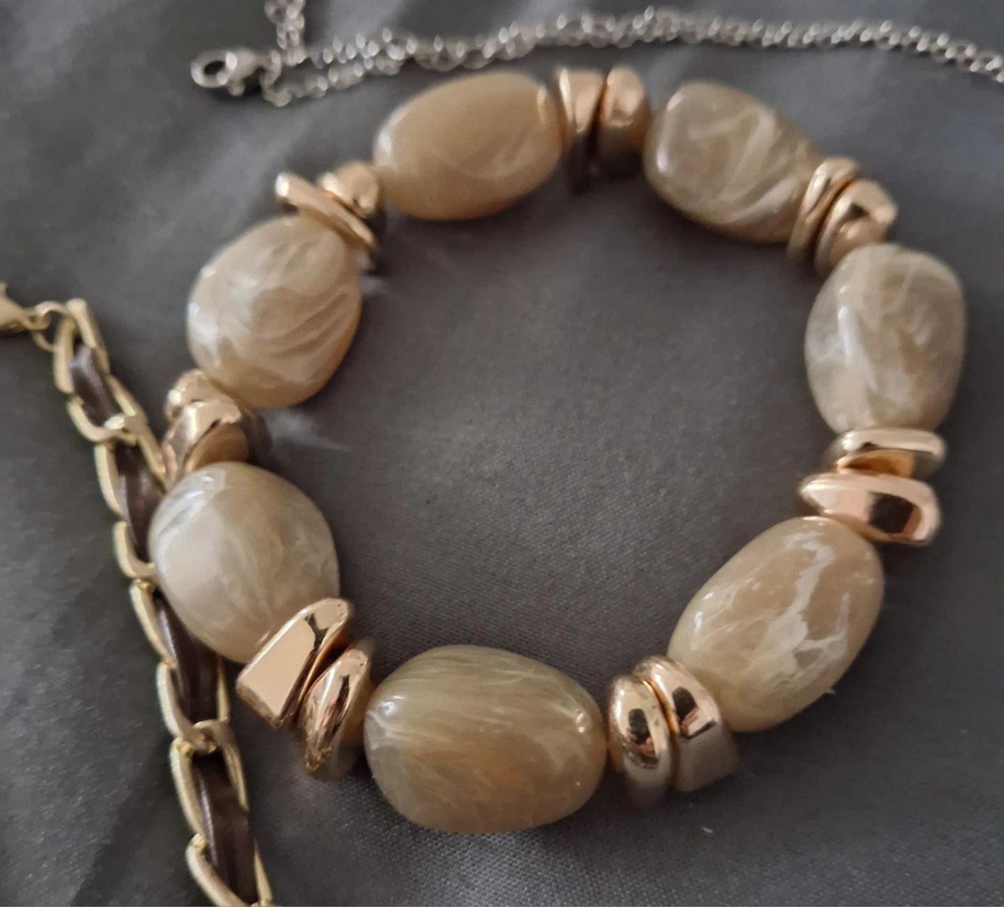 3-piece jewelry set: necklace, bracelet, pendant necklace - photo 2