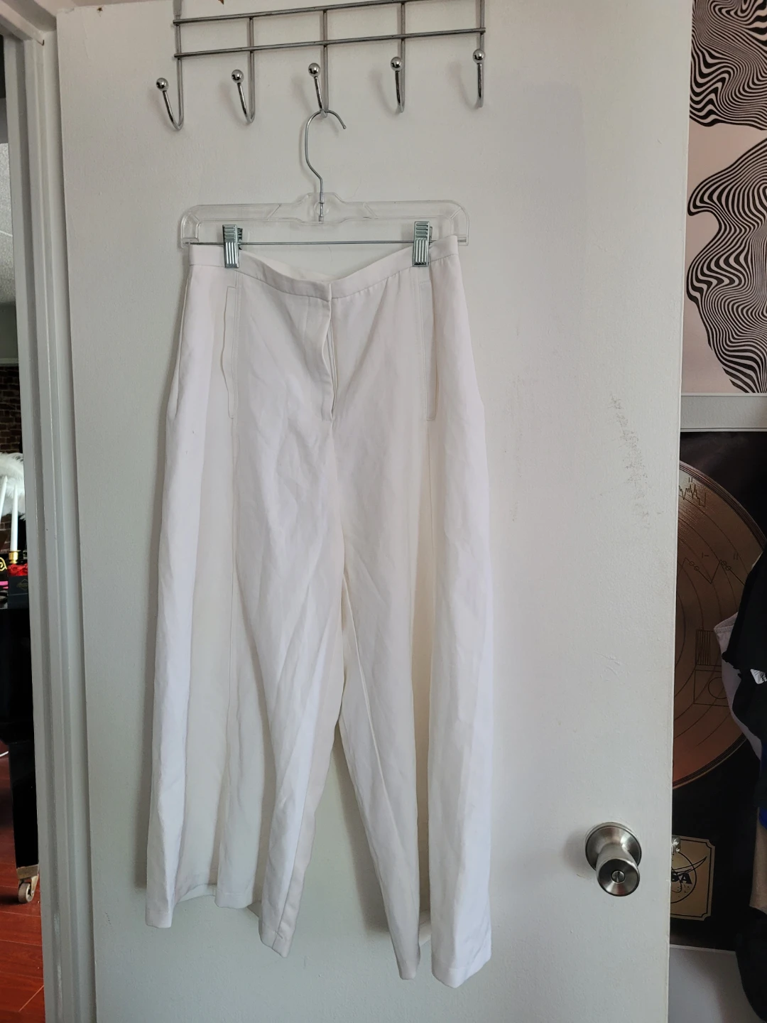 White Capris - loose - for casual professional wear