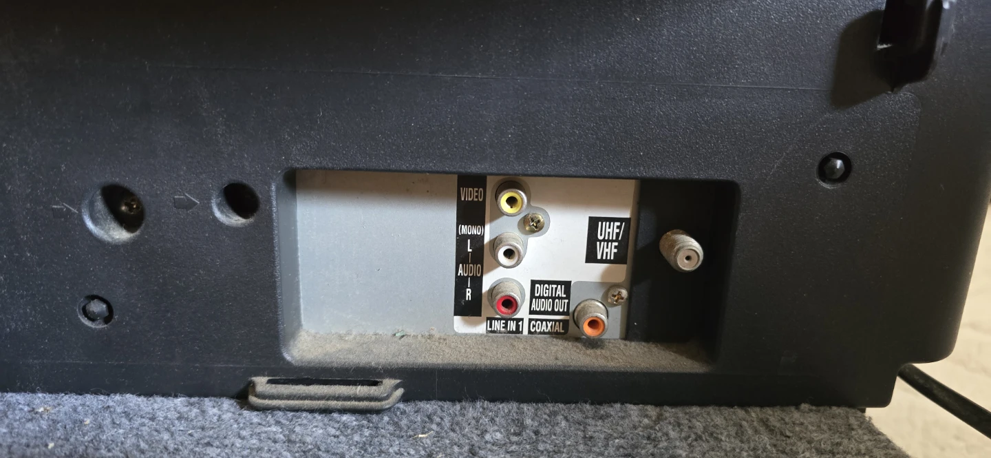 20" crt tv dvd combo unit - photo 5