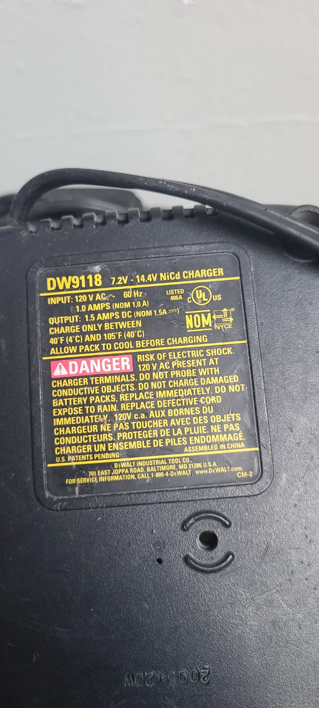 DeWalt DW9118 7.2-14.4V Battery Charger Power Tool construction - photo 3