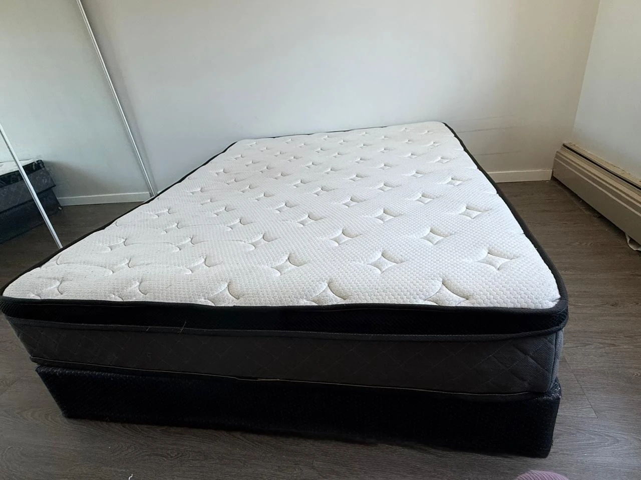 White Queen Mattress with Black Base