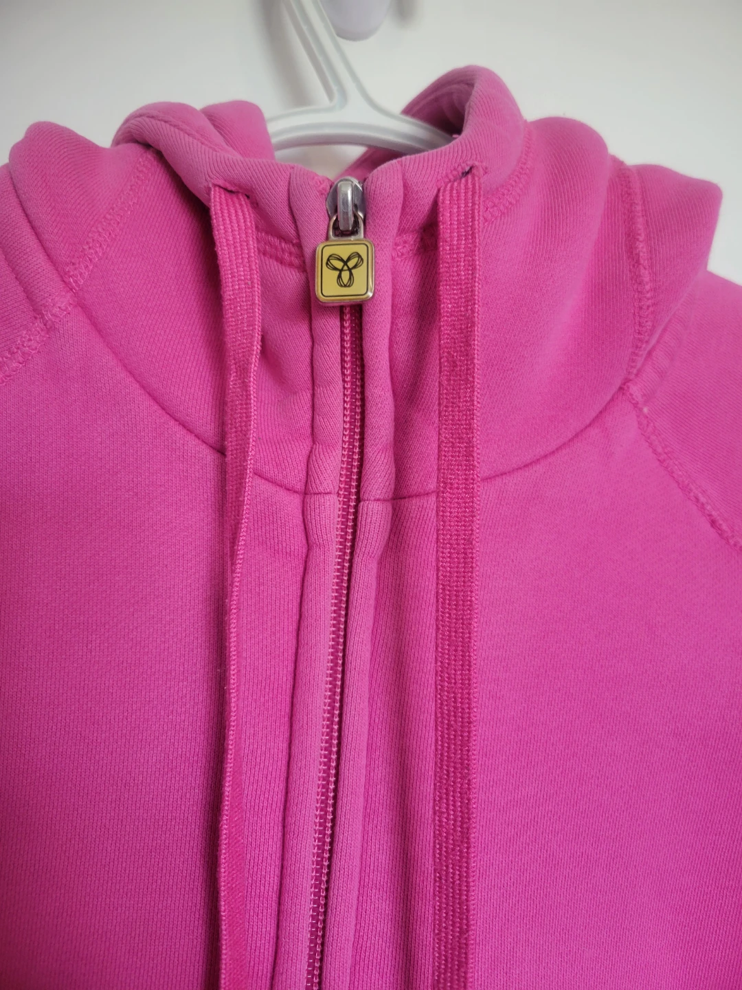 Hot Pink Tna Hoodie - photo 2