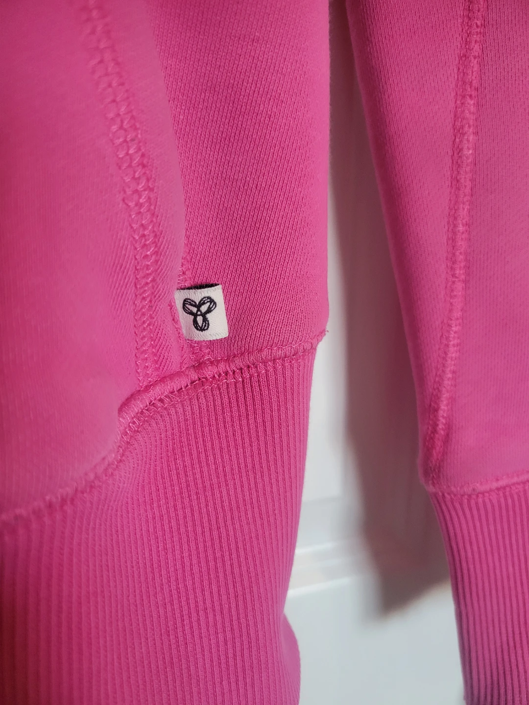 Hot Pink Tna Hoodie - photo 3