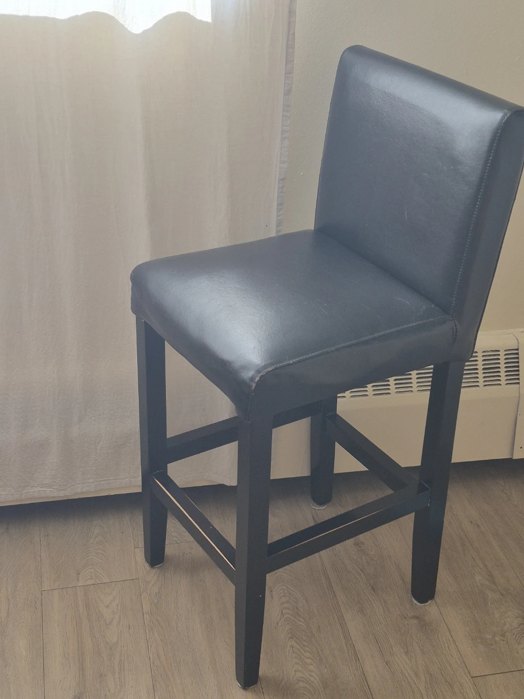 Set of 2 Black Faux Leather Bar Stools