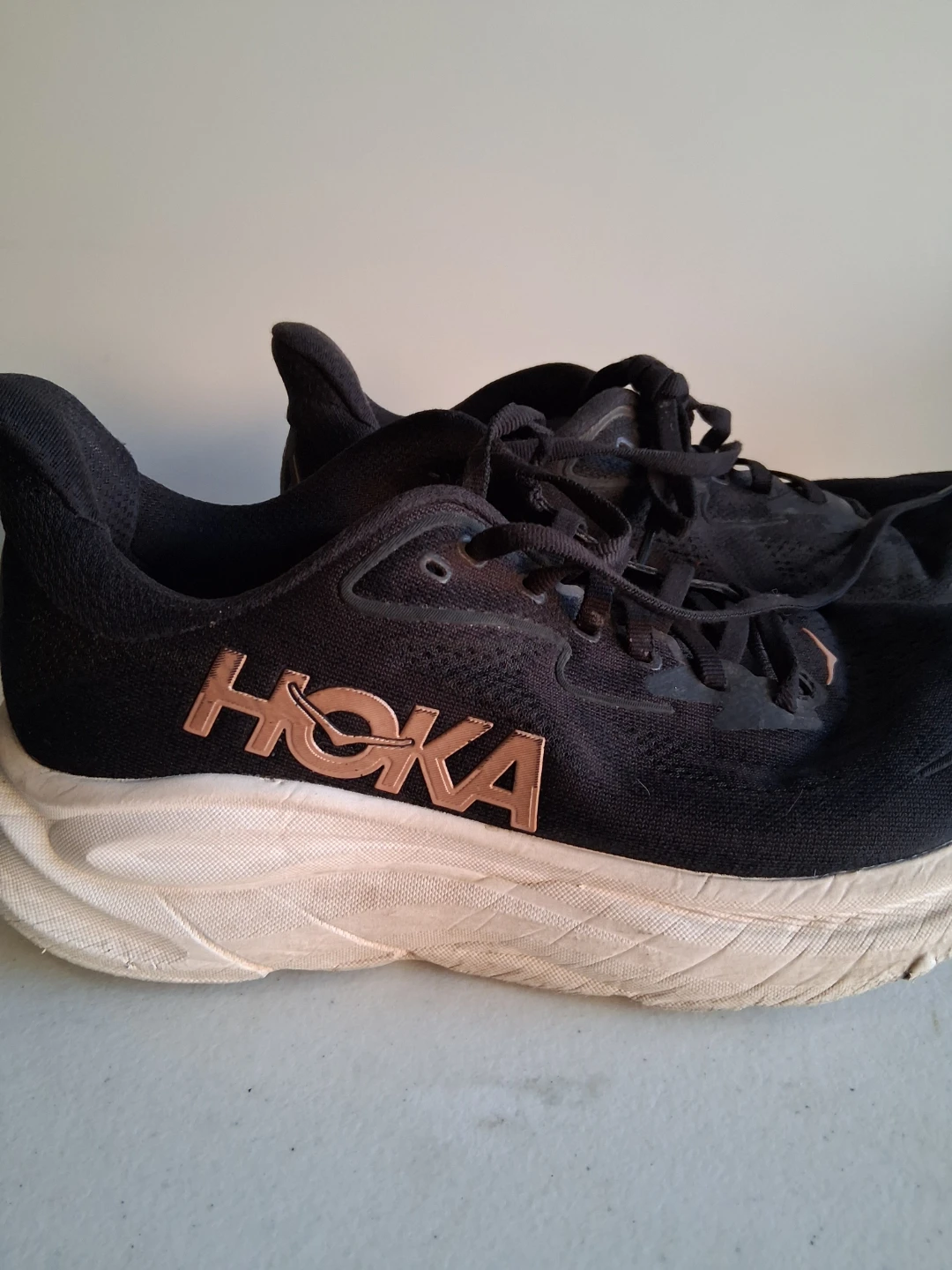 Hoka One One W Clifton 10 Women's Running Shoes size 9