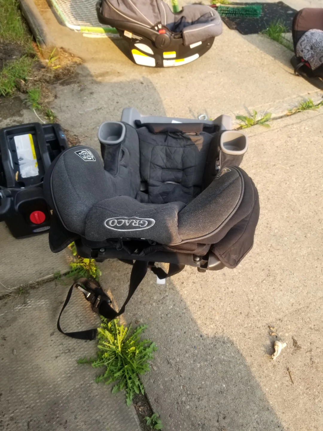 Graco Infant Car Seat Base - photo 3