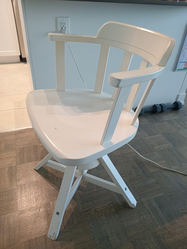 White Swivel Desk Chair - photo 2