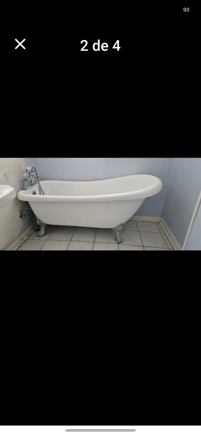 White Acrylic Oval Clawfoot Soaking Bathtub, Drain and facets - photo 5