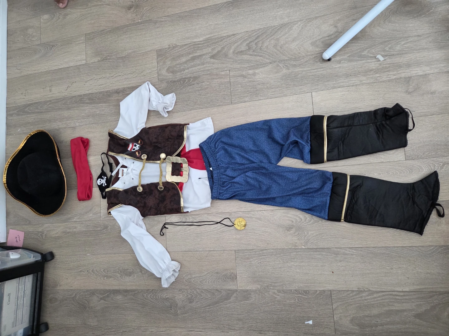 Kids Pirate Costume Set
