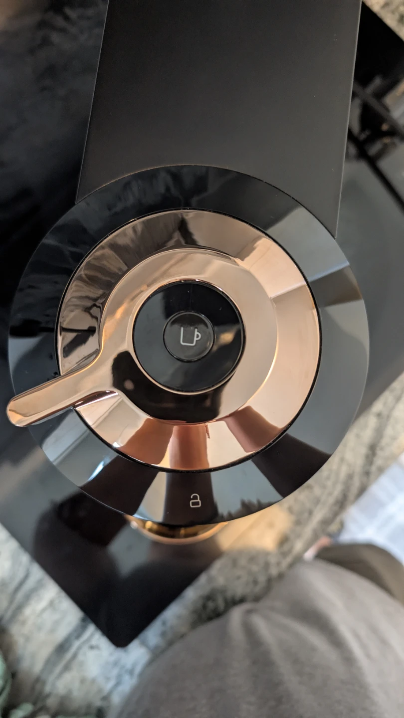 Nespresso Coffee Machine - Limited Edition Black & Rose Gold - photo 3
