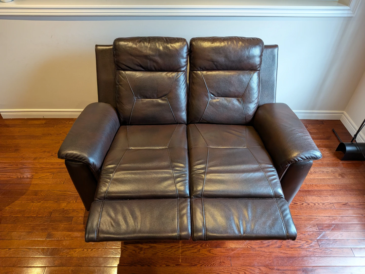 Brown Leather Reclining Loveseat and Armchair - photo 3