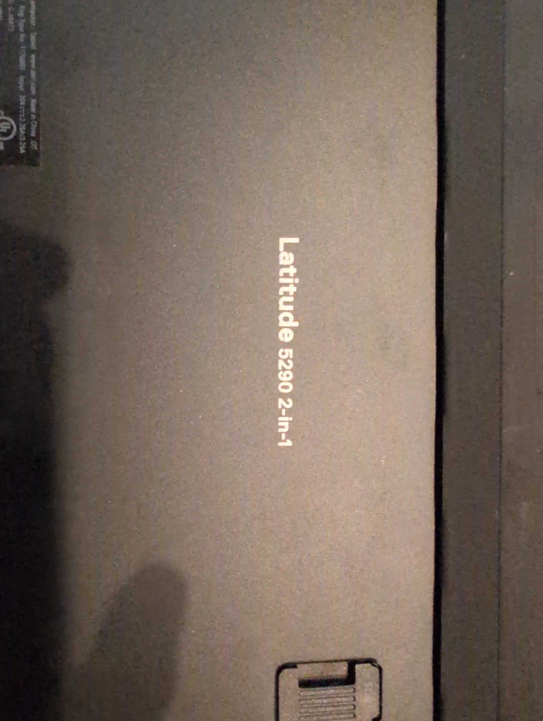 Dell Latitude 5290 2-in-1 Laptop *negotiable price* - photo 4