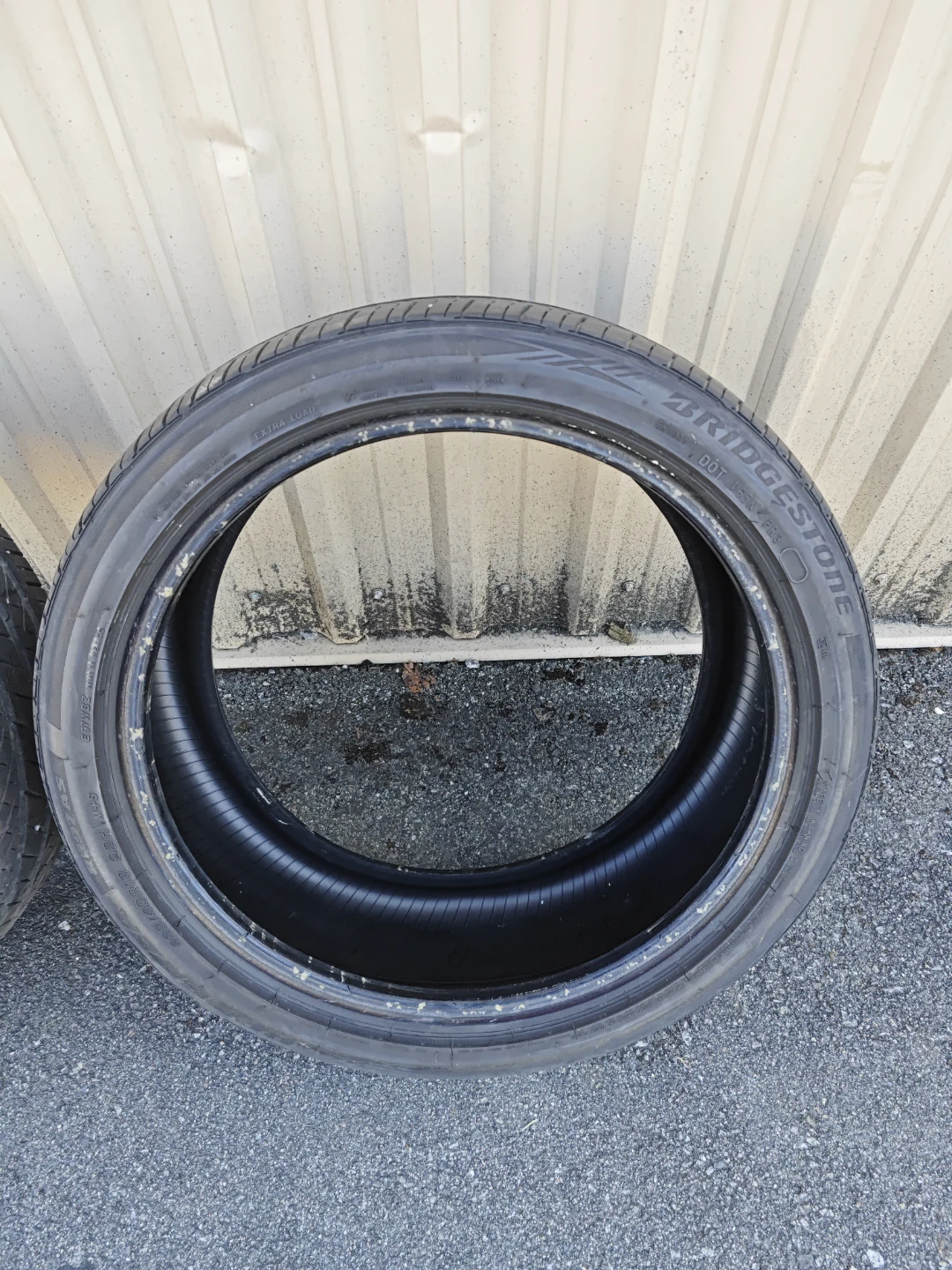 Pair of Bridgestone Potenza RE97 AS tires. 225/50R18 - photo 2