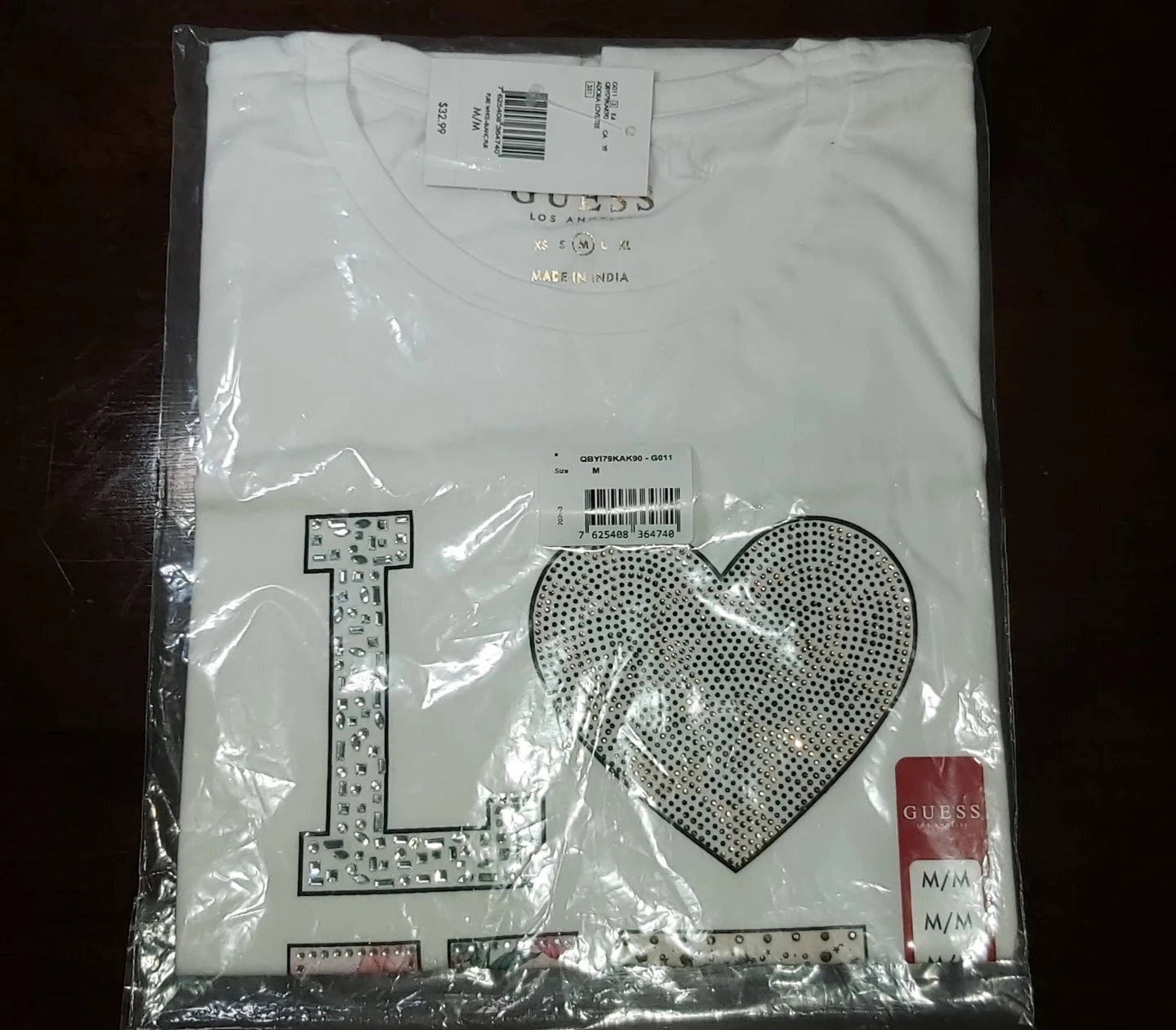NWT GUESS Women's "LOVE" Rhinestone Graphic T-Shirt – Size M 💎