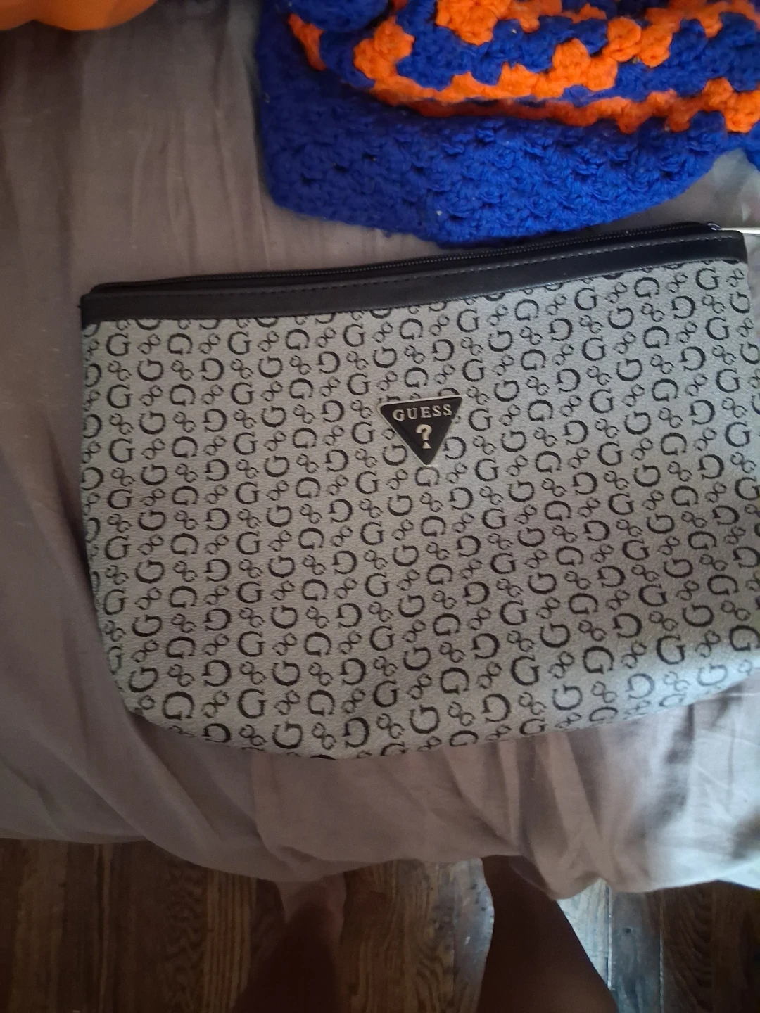 Guess "G" Print Cosmetic Bag