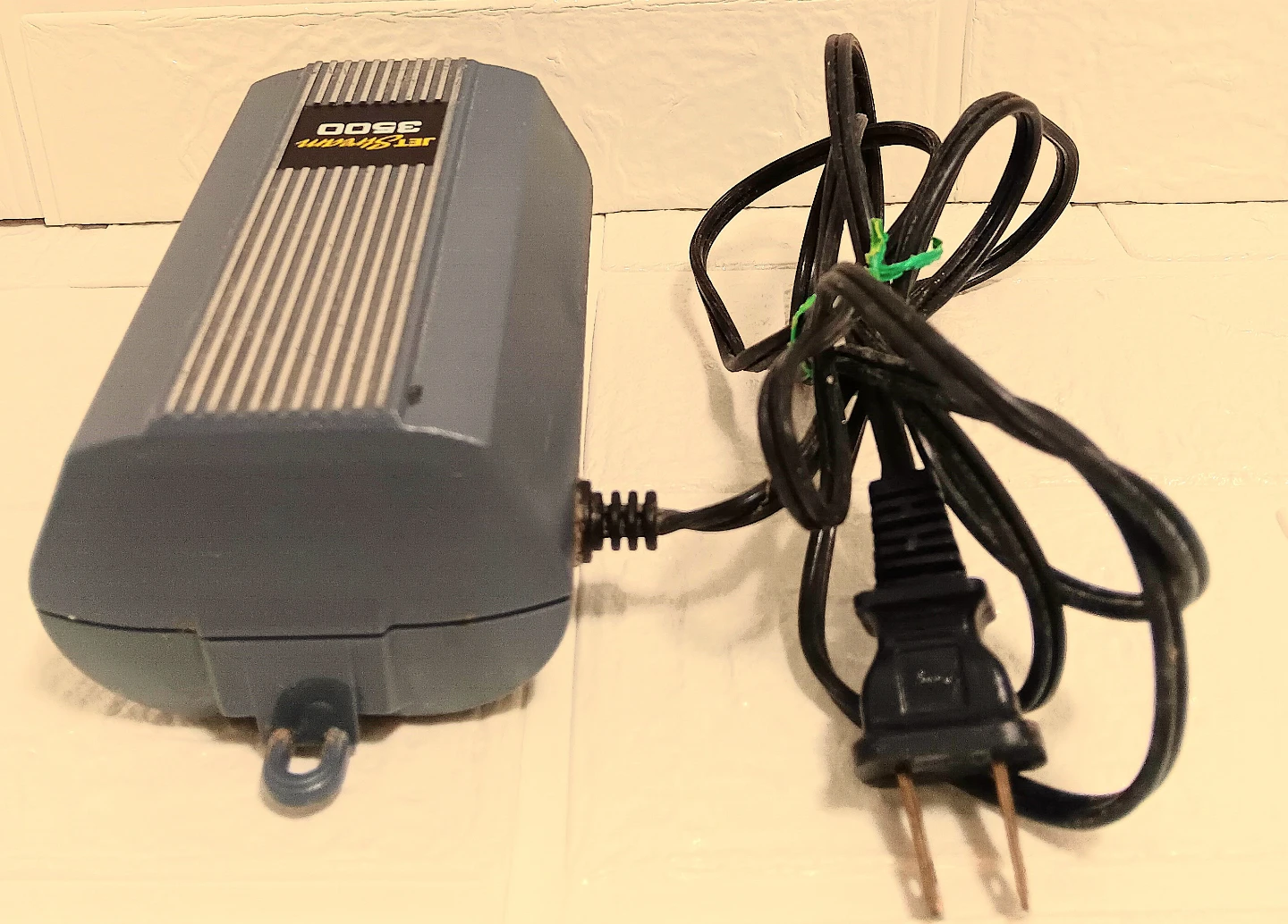 🐠Penn-Plax Jet Stream 3500 Air Pump🐡