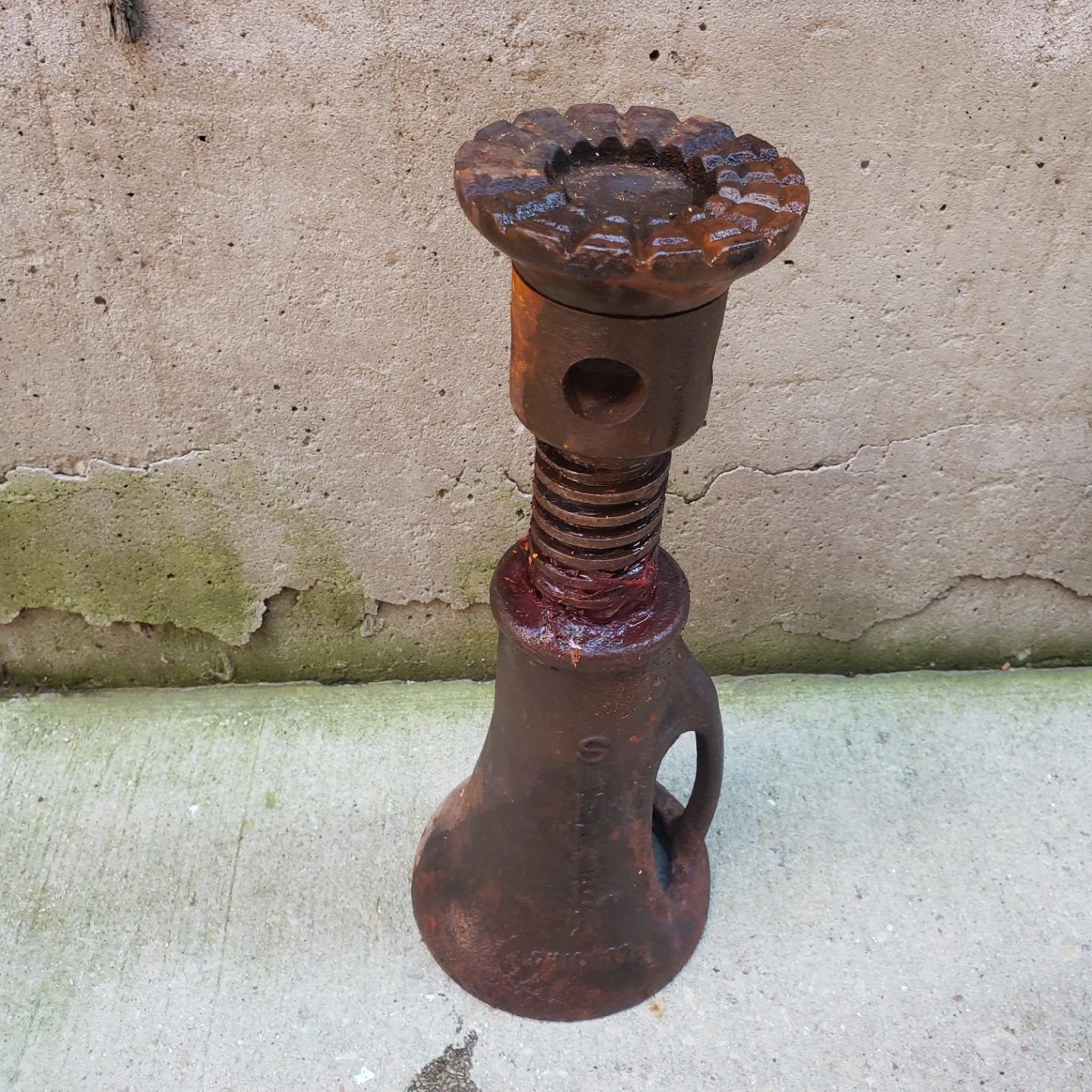 Vintage Car Jack - photo 2