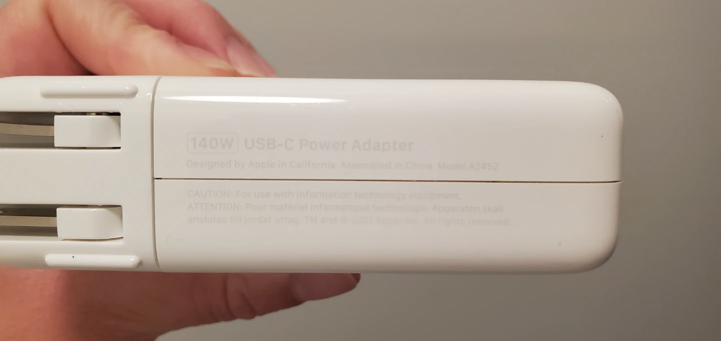Apple 140W USB-C Power charger - photo 2