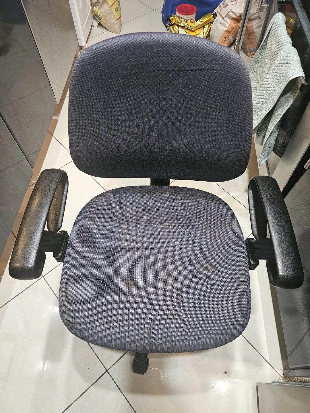 Office Chair - photo 2