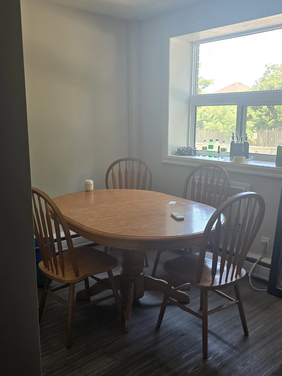 Sofa and Coffee Table Set along with a bed and dining table - photo 3