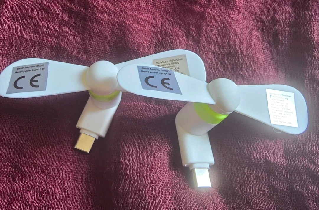 2 Mini USB Phone Fans - photo 2