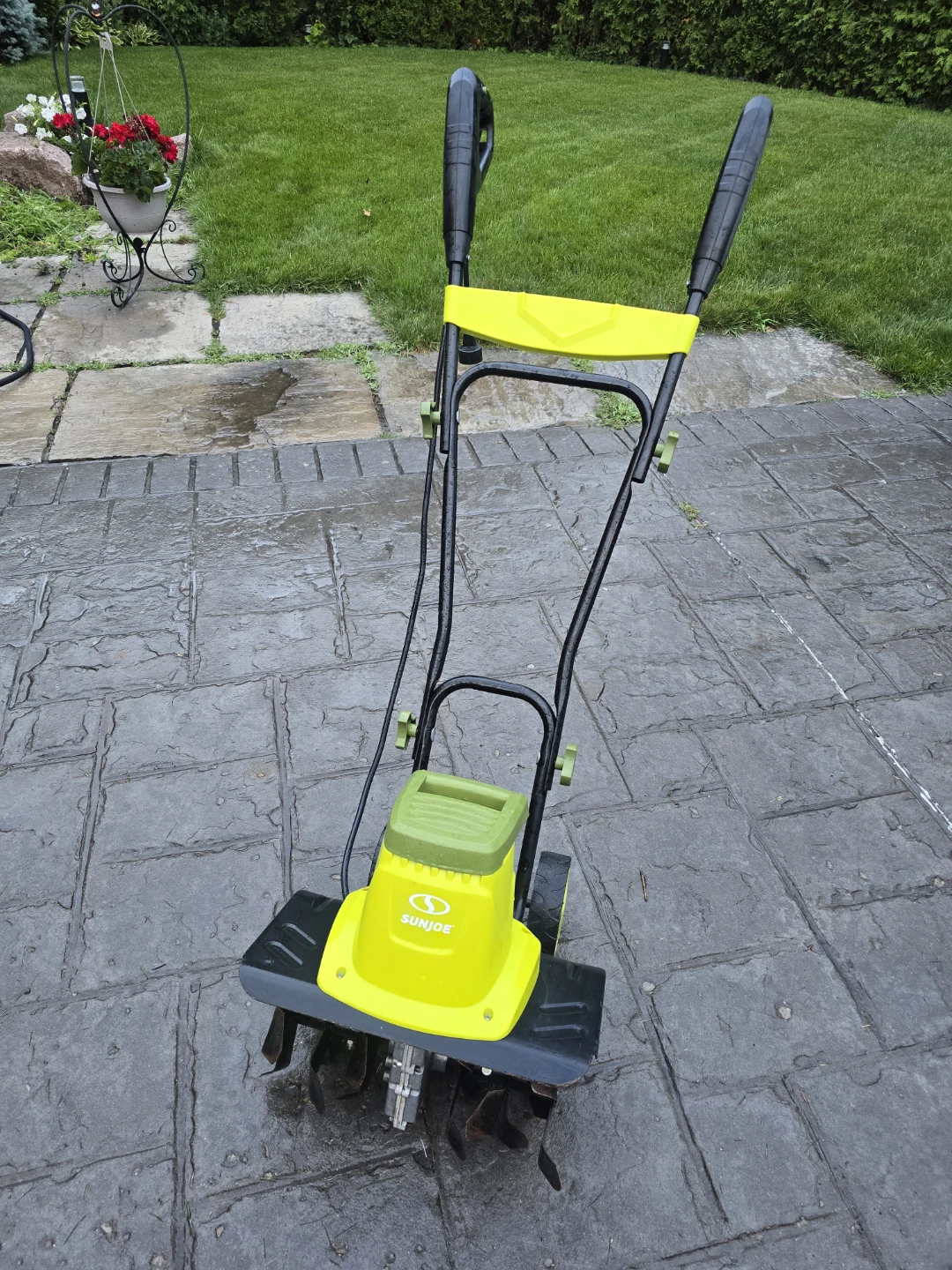 Sun Joe TJ604E 16-Inch Electric Tiller Cultivator