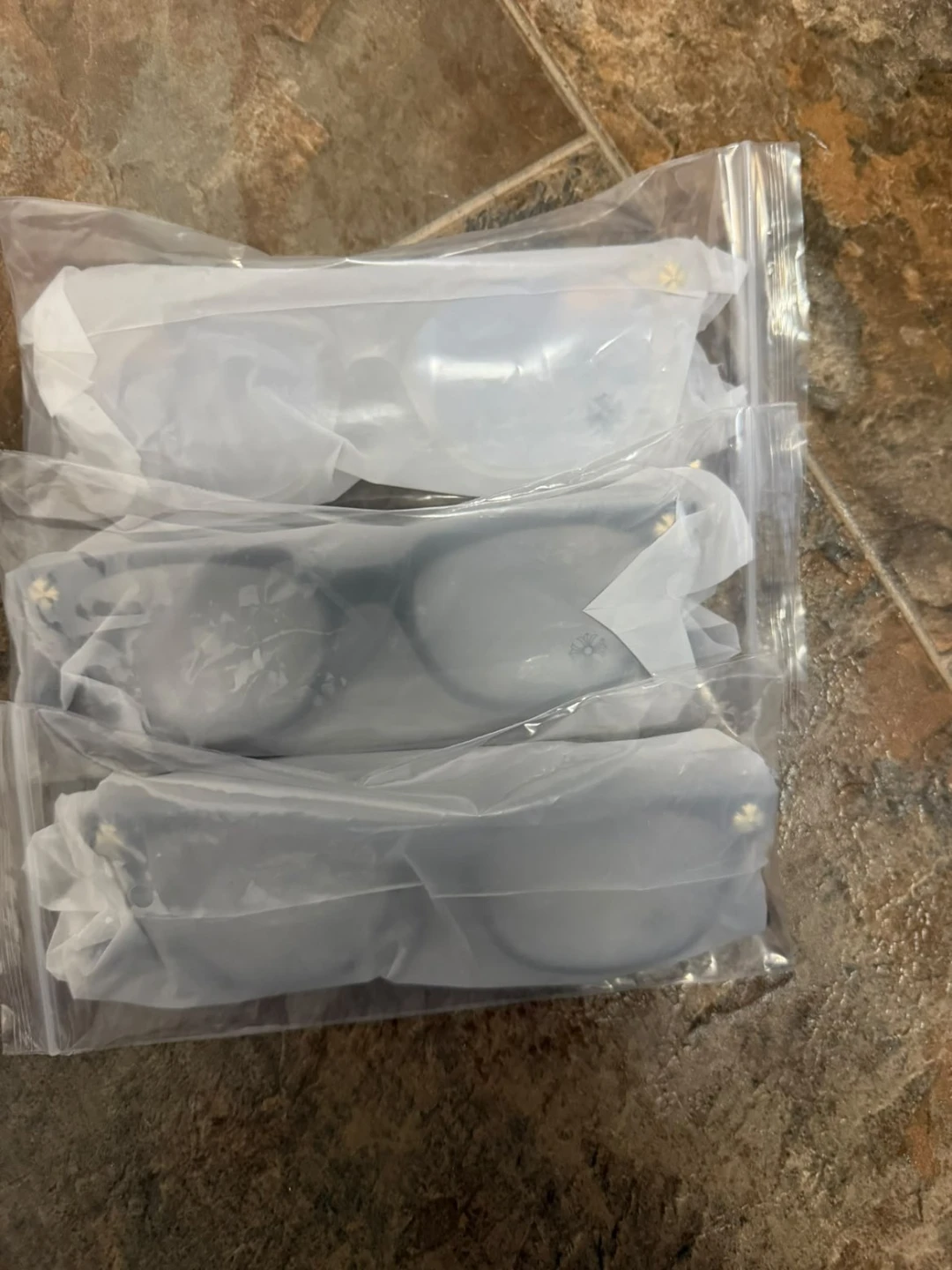 3 Pairs of Glasses - photo 3