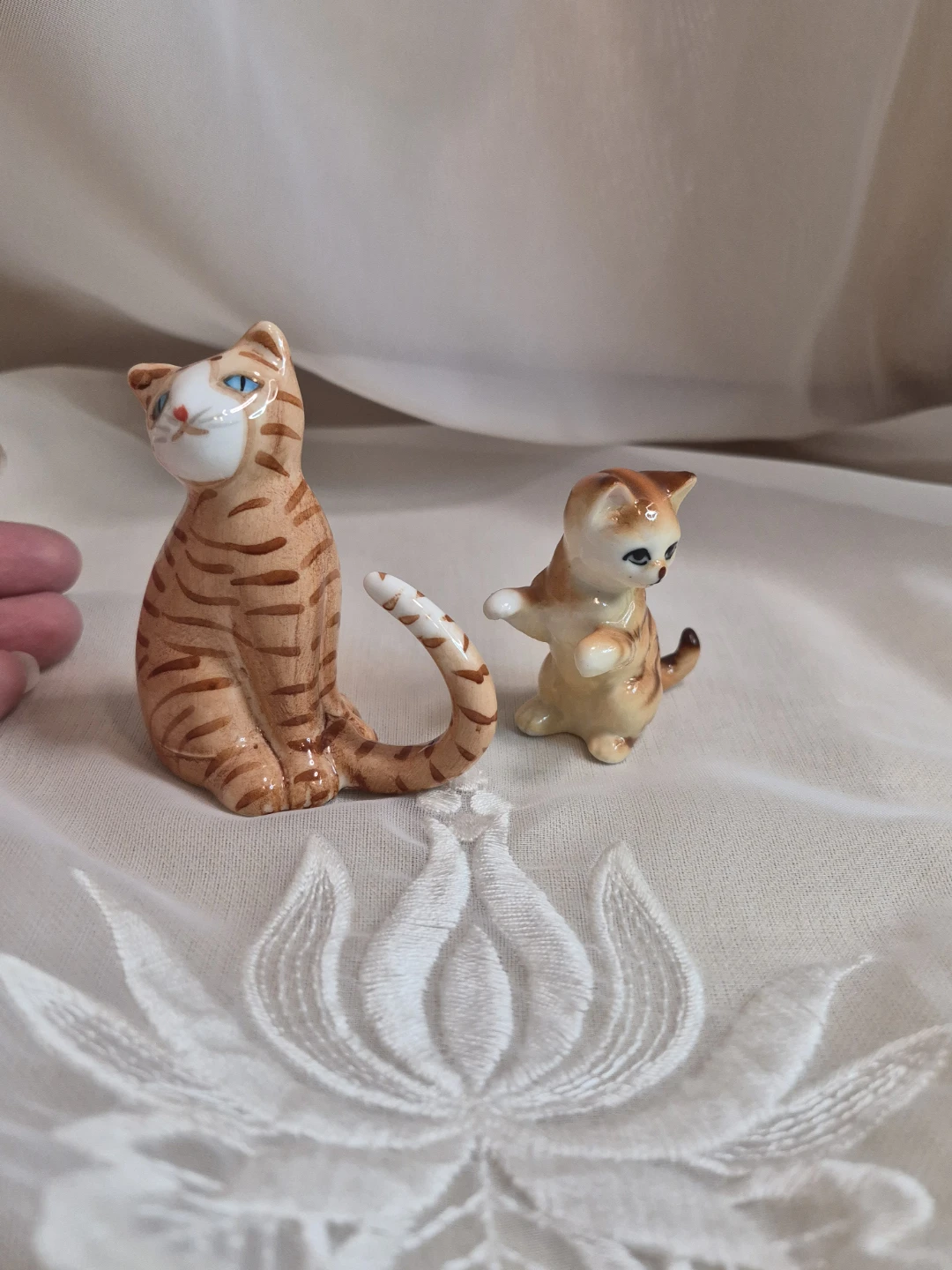 2 Oh So Cute Vintage Little Porcelain Cat - photo 4