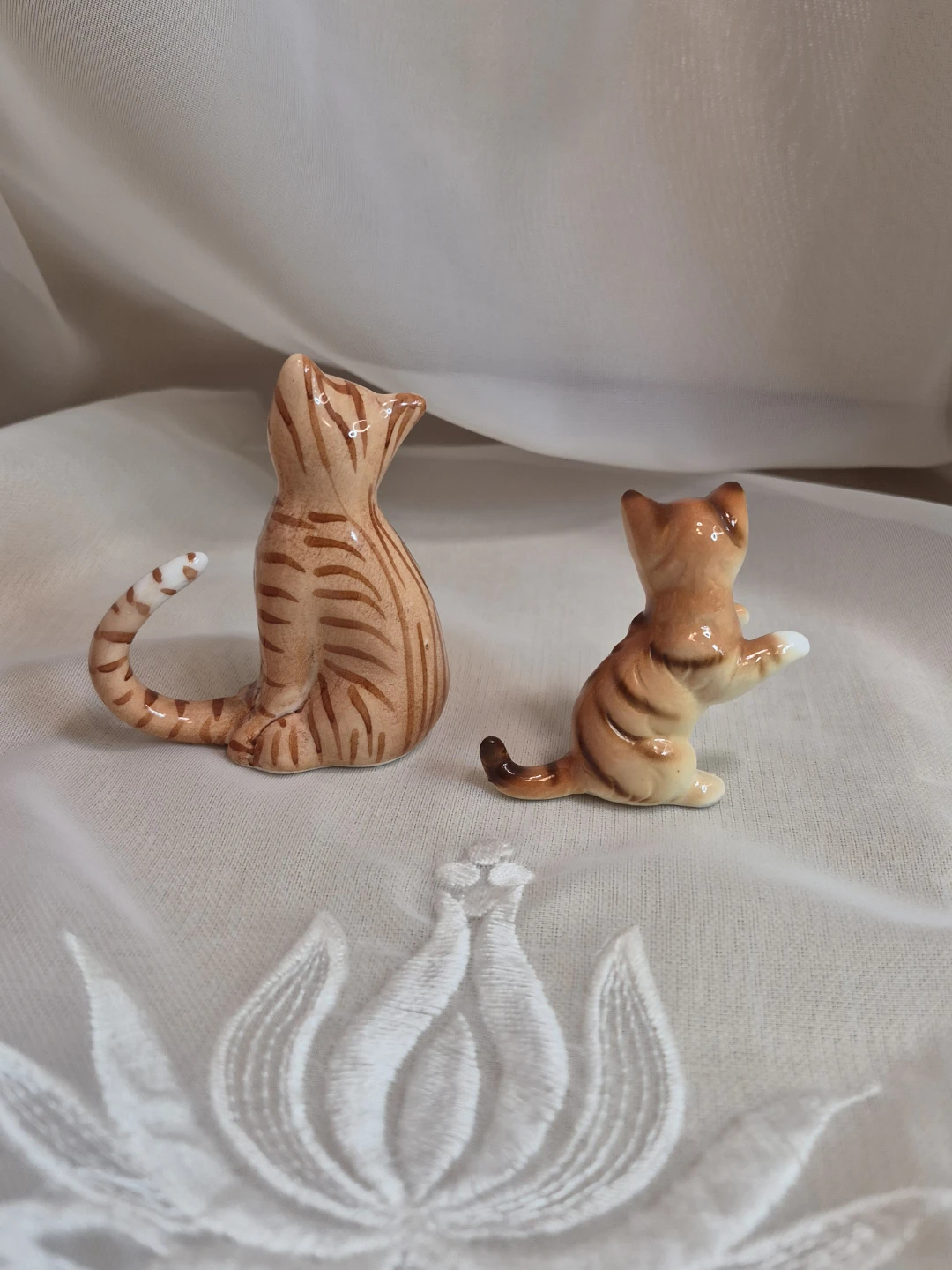2 Oh So Cute Vintage Little Porcelain Cat - photo 5