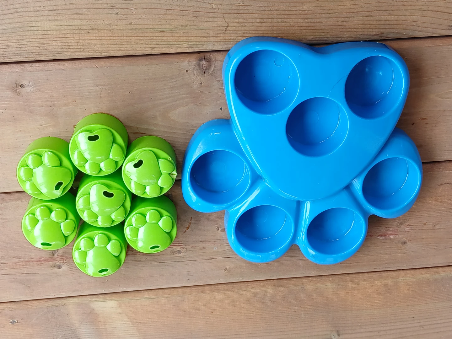 Blue and Green Paw Print Treat Dispenser Dog Toy - photo 4