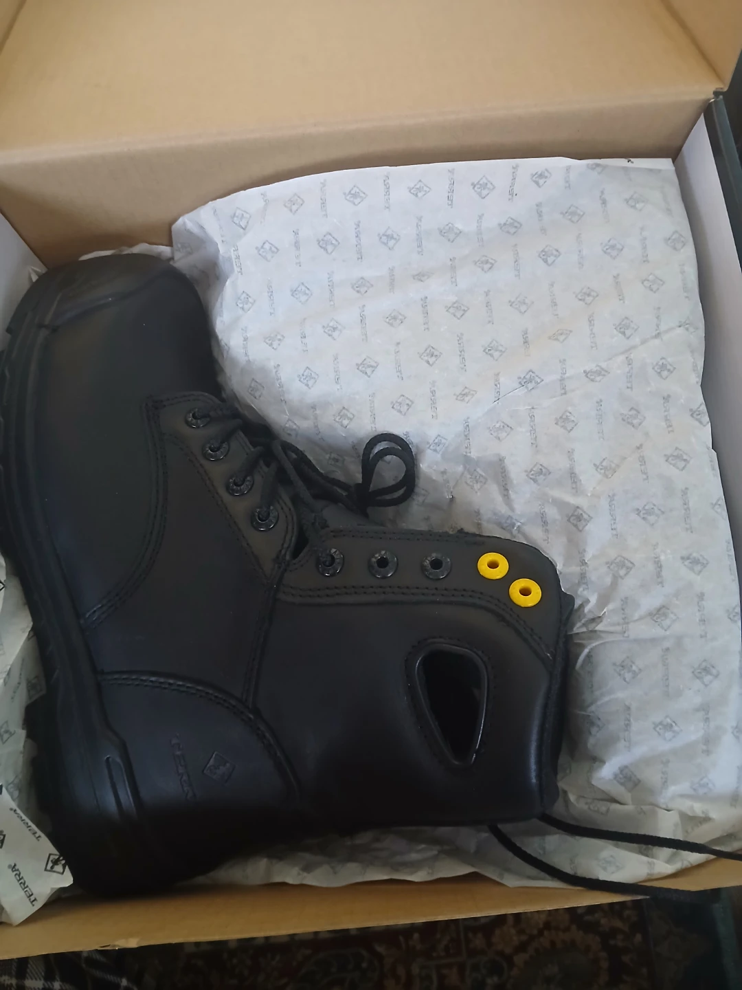 Terra Work Boots Size 8.5 Black - photo 2