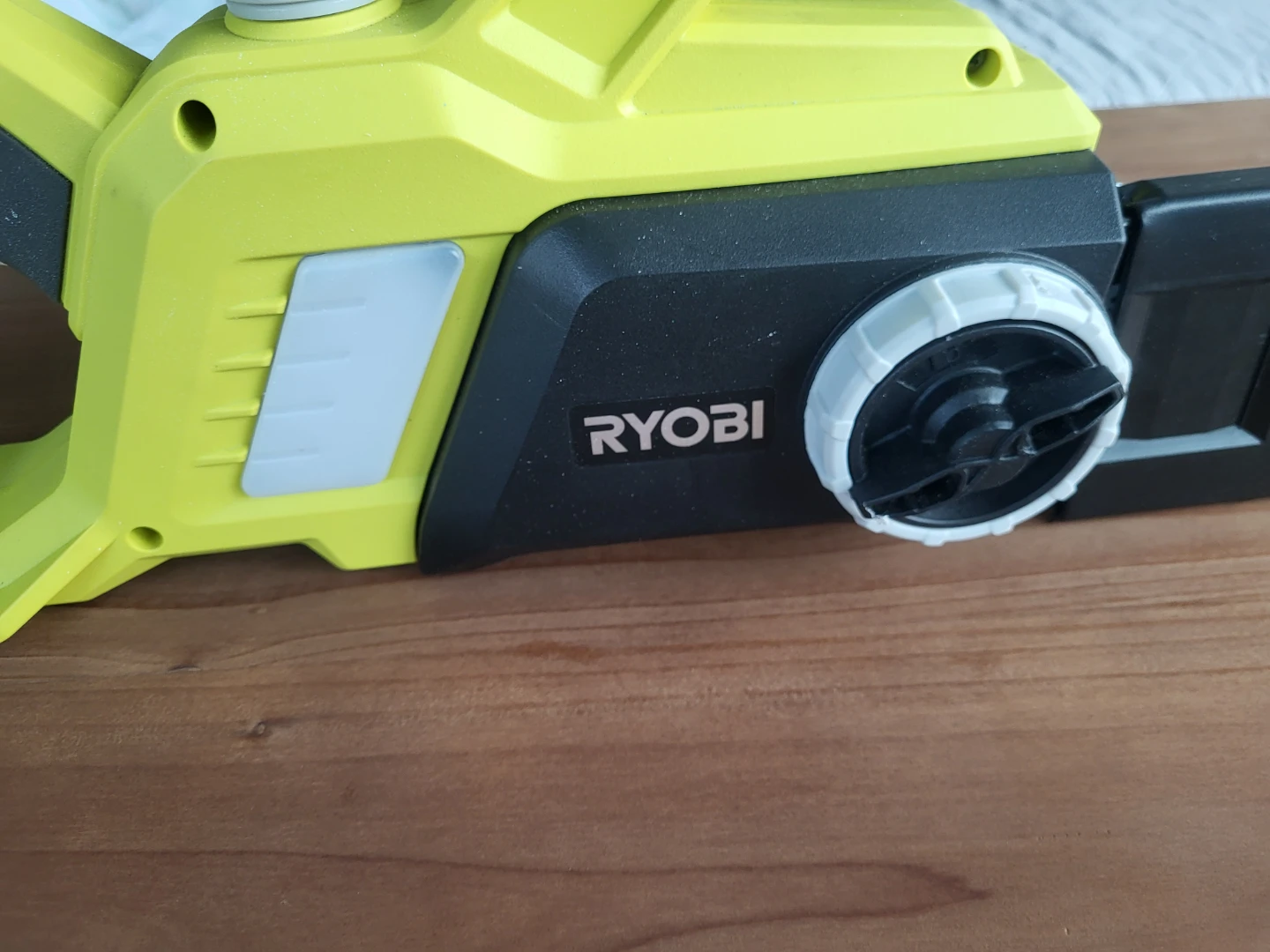 NEW Ryobi 16" Electric Chainsaw (Corded) – Never Used – $145 - photo 3