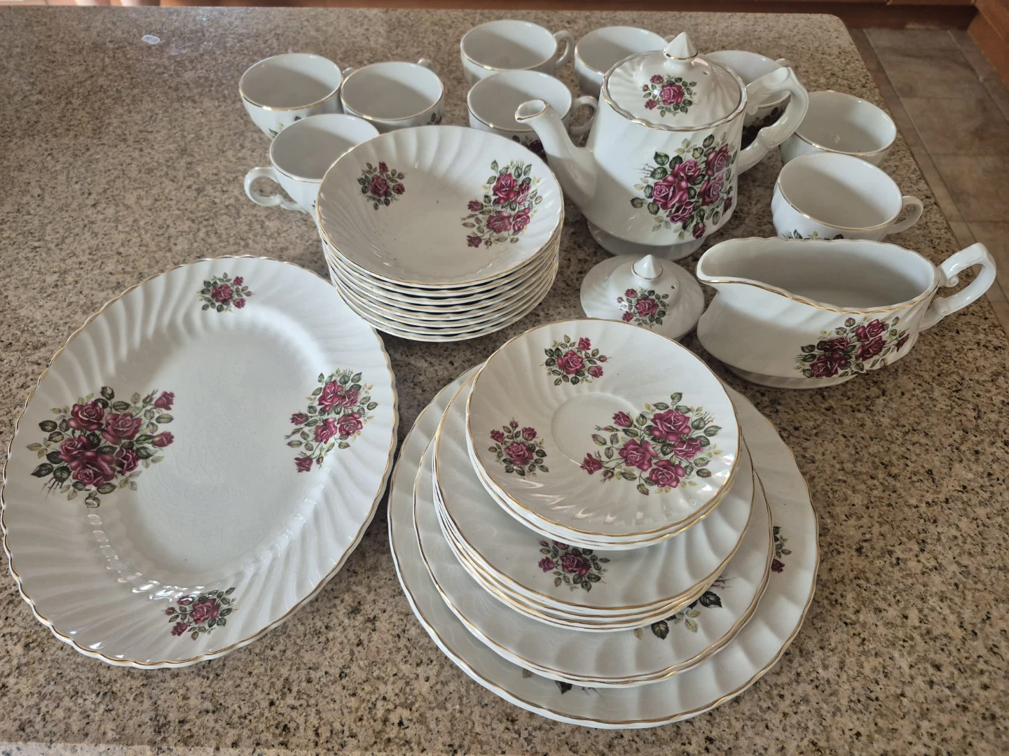 Beautiful China Crockery Set