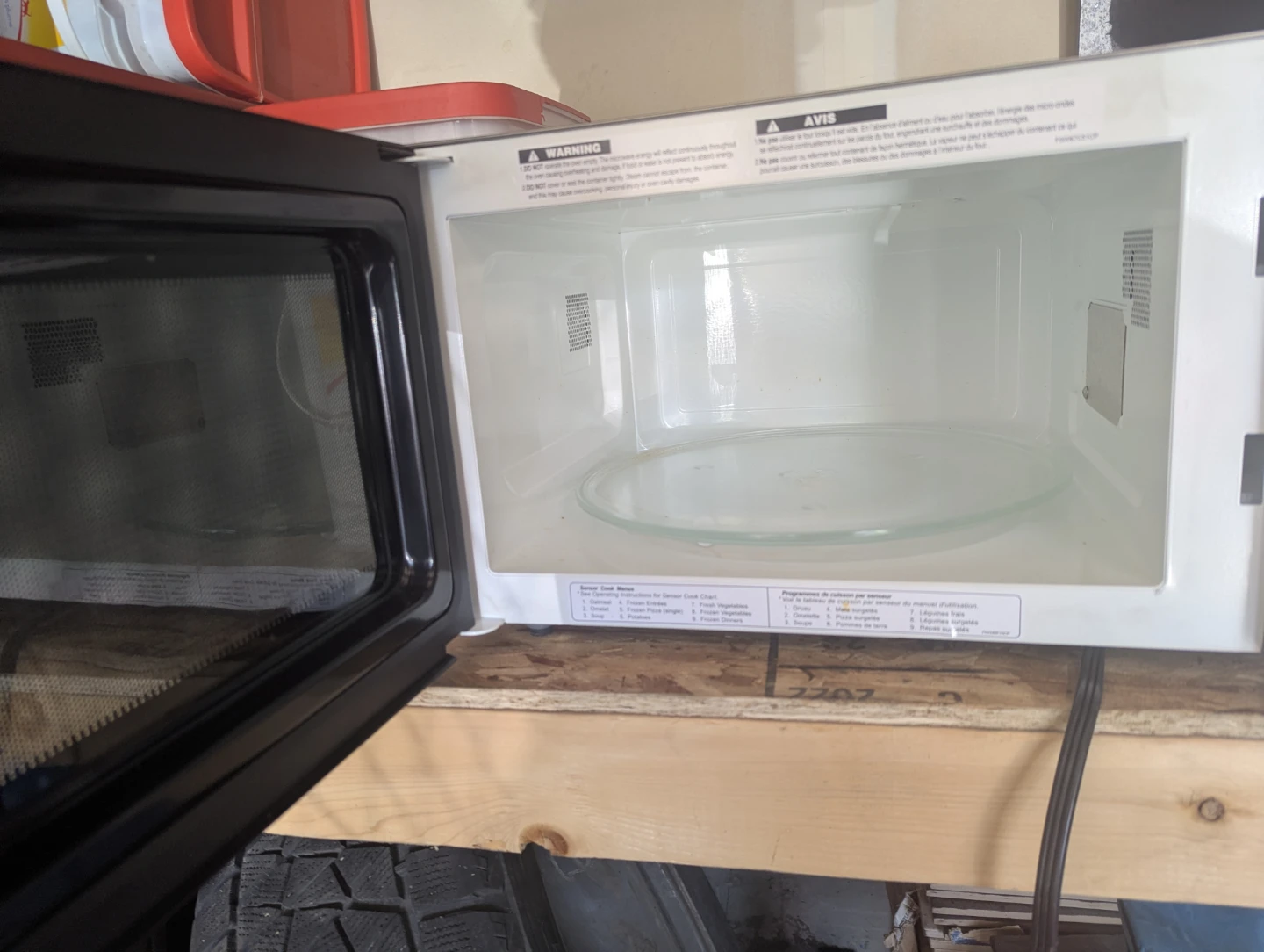 Panasonic Microwave - Excellent Condition - $50
