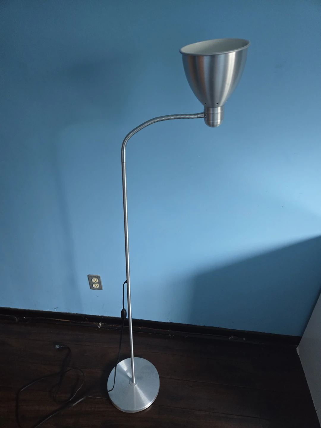 Adjustable Floor Lamp - photo 4