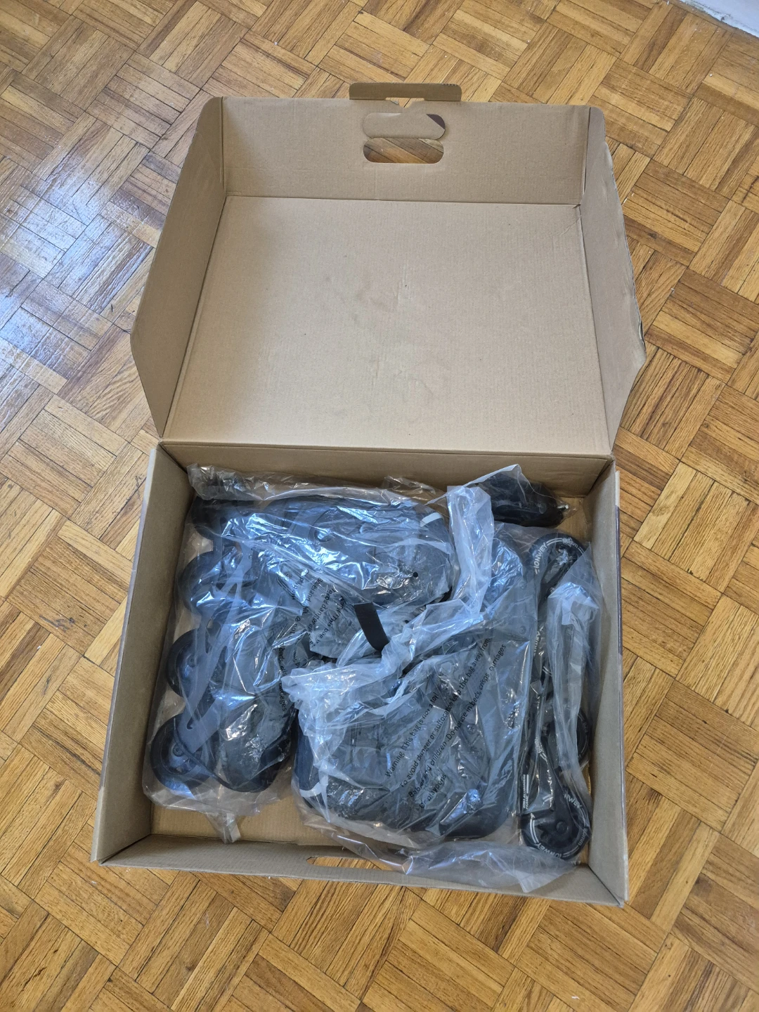 Unused Roller Blades Size 46 - photo 2