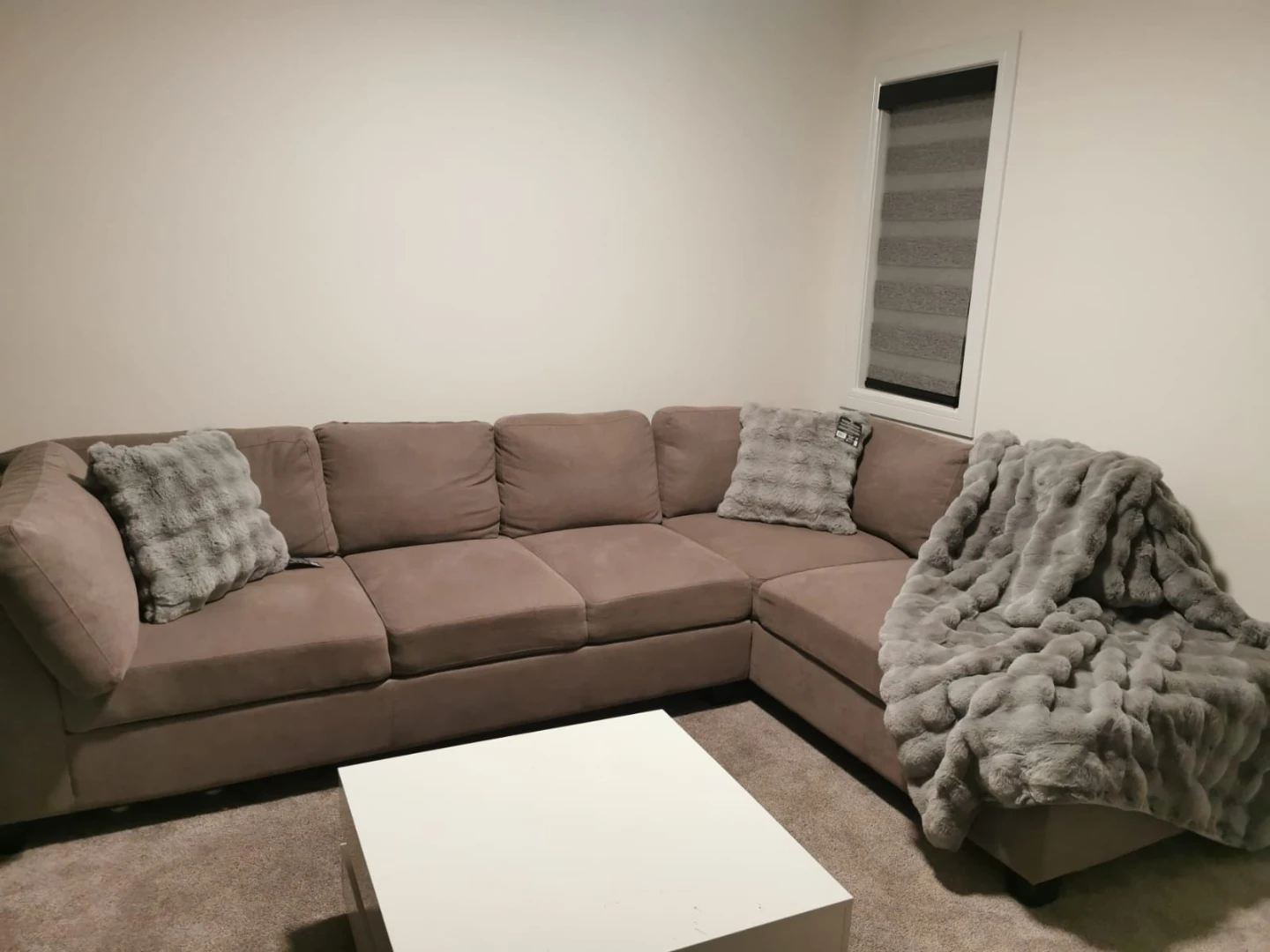 Modern Sectional Sofa for Sale – Excellent Condition