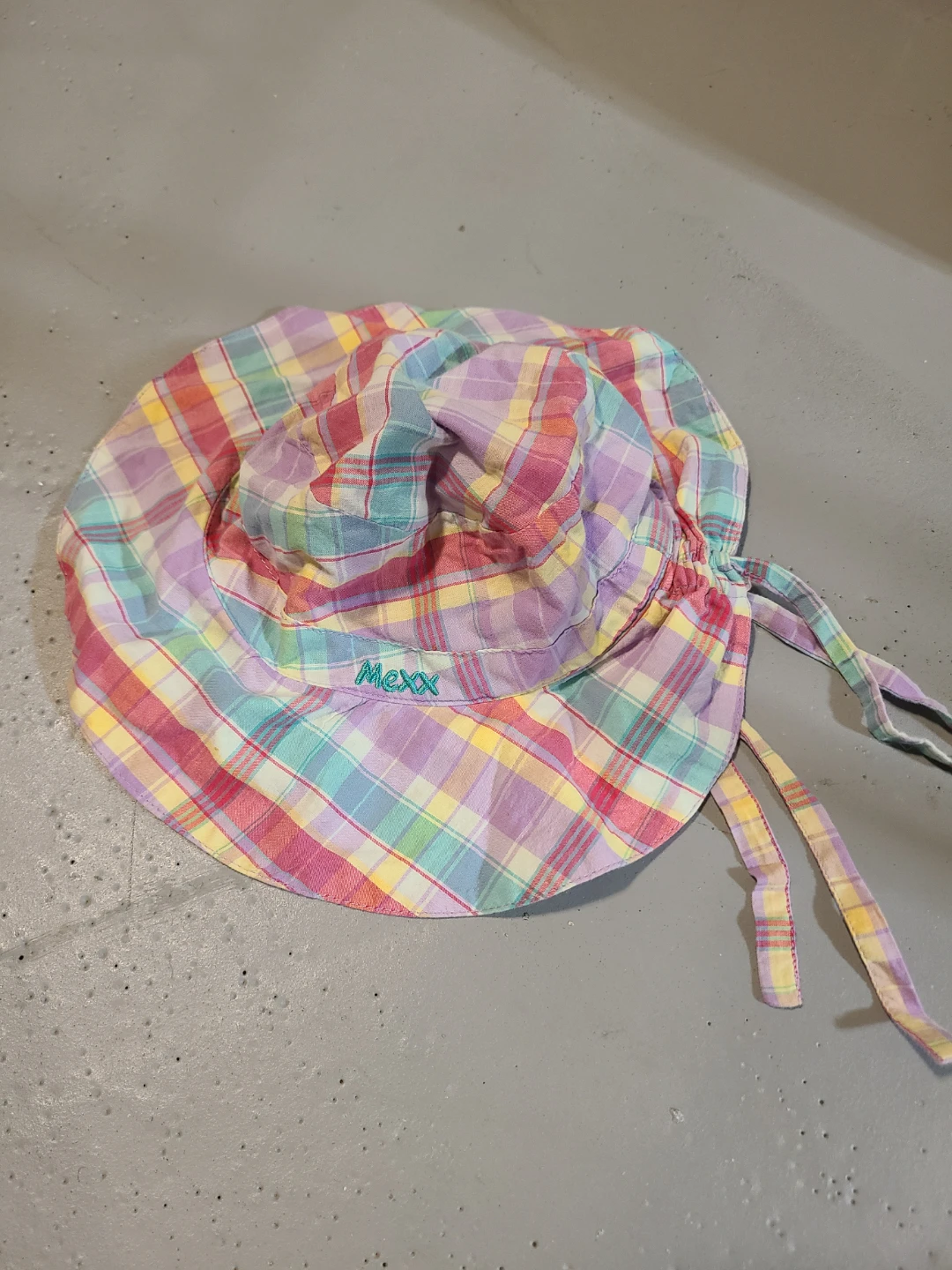 Mexx Plaid Sun Hat, 6-9 mos - photo 2