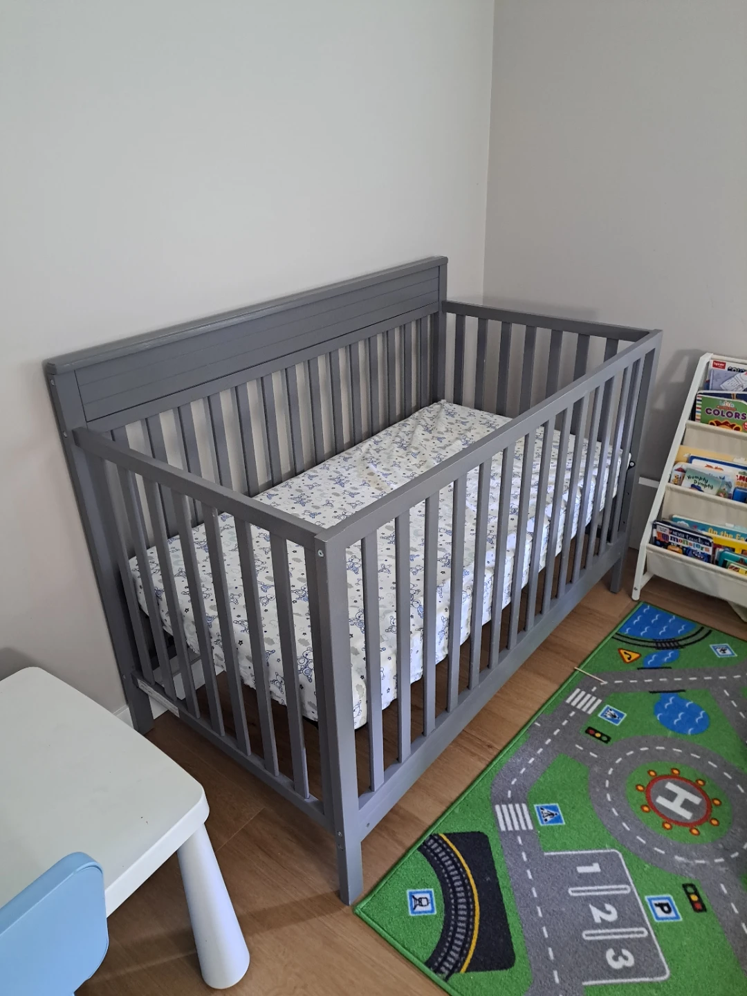 Grey Crib with Mattress *Barely Used*
