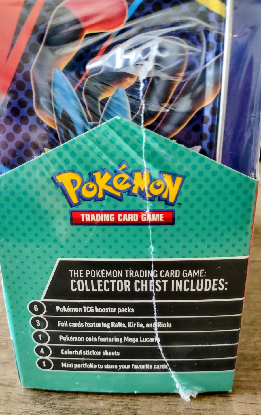 Pokémon TCG Collector Treasure Chest 2025 - photo 3