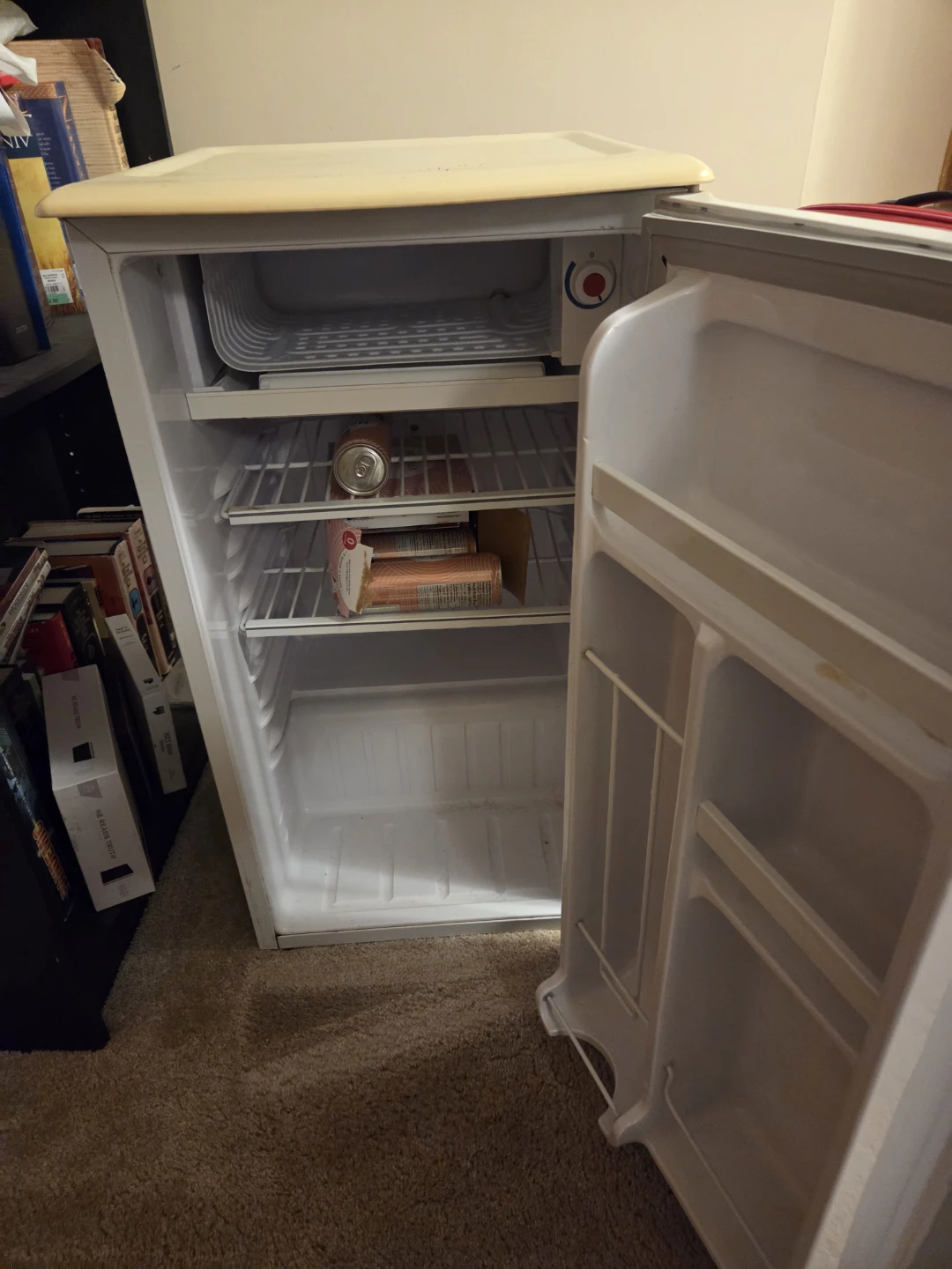 Danby Mini Fridge - photo 2